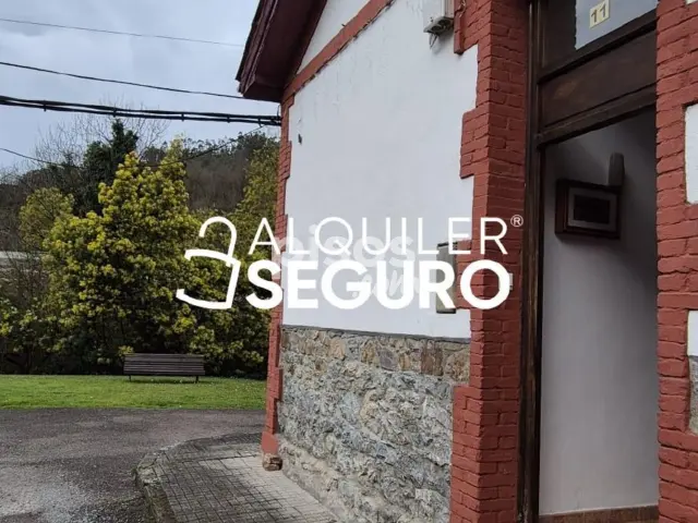 Chalet en alquiler en Trubia, San Claudio-Trubia-Las Caldas (Oviedo) de 550 €<span>/mes</span>