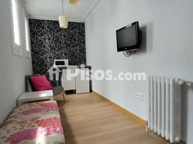 Land, 120 m²