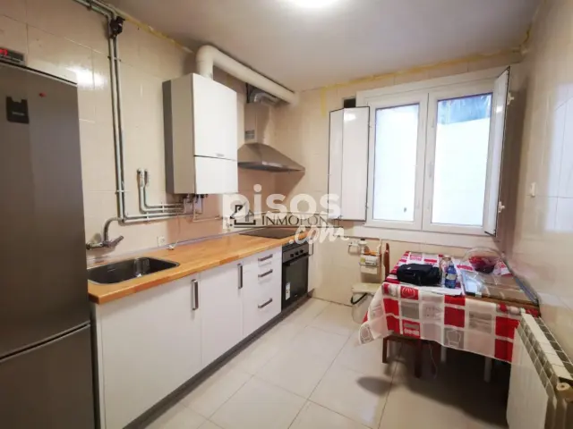 Piso en alquiler en Barcelos, Zona Praza de Barcelos (Pontevedra Capital) de 800 €<span>/mes</span>