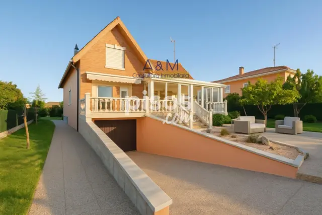 Chalet en venta en Calle de Miguel Delibes, Boecillo de 365.000 €