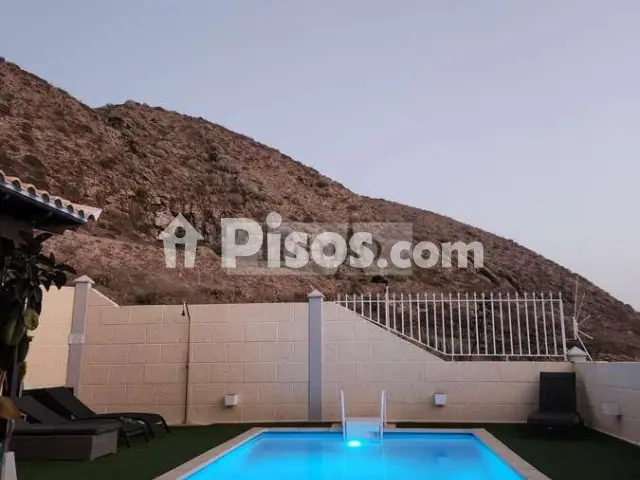 Chalet pareado en venta en Avenida de San Francisco, 30, Los Cristianos (Arona) de 1.080.000 €