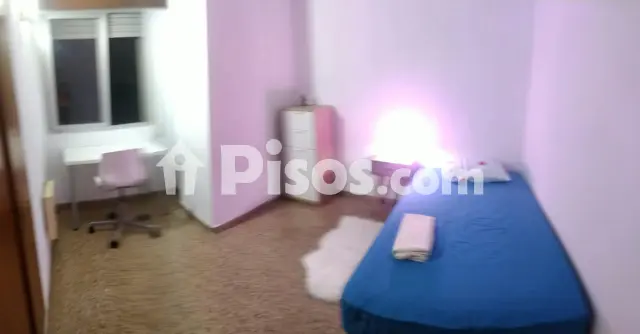Habitación en alquiler en en Corts, En Corts (Distrito Quatre Carreres. València Capital) de 420 €<span>/mes</span>