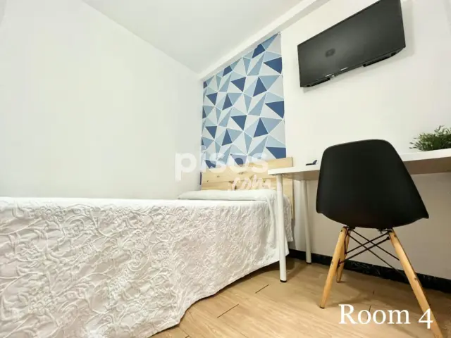 Habitación en alquiler en El Plantinar-El Juncal-Avenida de La Paz, El Plantinar-El Juncal-Avenida de la Paz (Distrito Sur. Sevilla Capital) de 375 €<span>/mes</span>