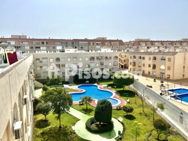 Piso en venta en Torrevieja, Torrevieja de 120.000 €