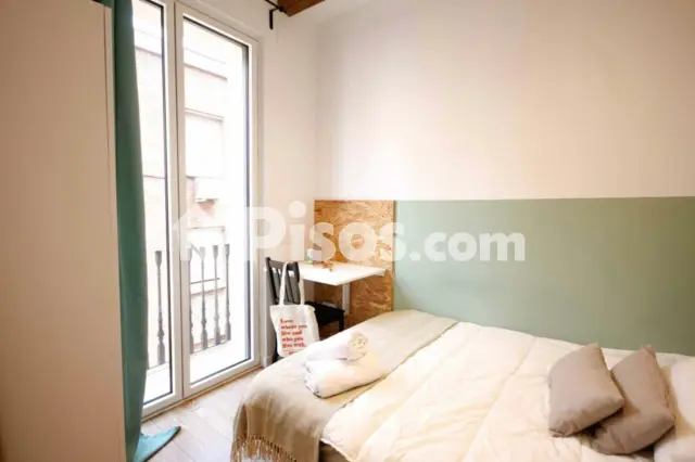 Habitación en alquiler en El Poble-Sec, El Poble-sec (Distrito Sants-Montjuïc. Barcelona Capital) de 870 €<span>/mes</span>