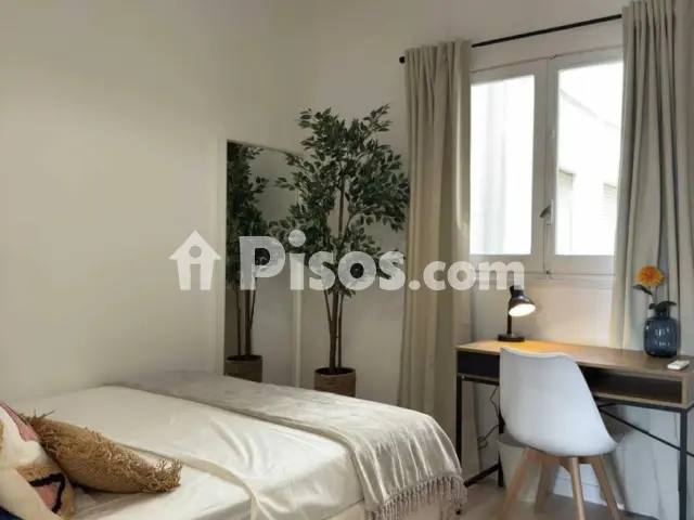 Habitación en alquiler en Russafa, Russafa (Distrito L'Eixample. València Capital) de 950 €<span>/mes</span>