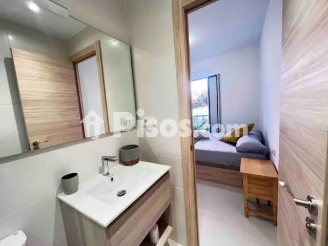 Habitación en alquiler en La Vall D'Hebron, La Vall d'Hebron (Distrito Horta-Guinardó. Barcelona Capital) de 1.200 €<span>/mes</span>