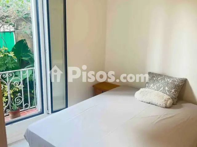 Habitación en alquiler en La Vall D'Hebron, La Vall d'Hebron (Distrito Horta-Guinardó. Barcelona Capital) de 1.200 €<span>/mes</span>