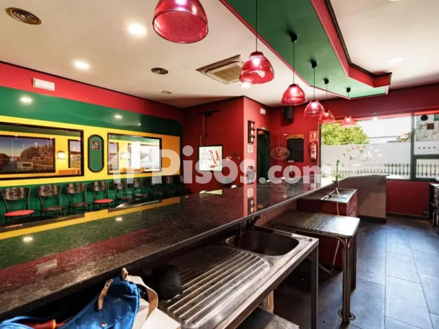 Local comercial en venta en Calle >Pl. de España, Número >