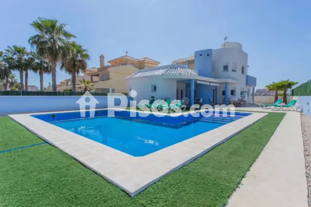 Chalet en alquiler en Zona Urbanización Veneziola Golf, Núcleo Urbano (San Javier) de 1.650 €<span>/mes</span>