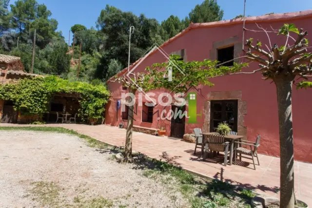 Chalet en venta en Bigues I Riells, Bigues (Bigues i Riells del Fai) de 475.000 €