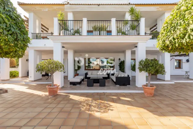 Casa en venta en Calle Marquesa de la Casa Loring, Cortijo de Maza-Finca Monsálvez-El Olivar (Distrito Churriana. Málaga Capital) de 2.350.000 €