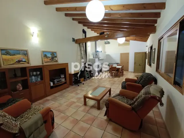 Chalet en alquiler en Elche, Carrús Este-Camí dels Magros (Distrito Núcleo Urbano. Elx - Elche) de 950 €<span>/mes</span>