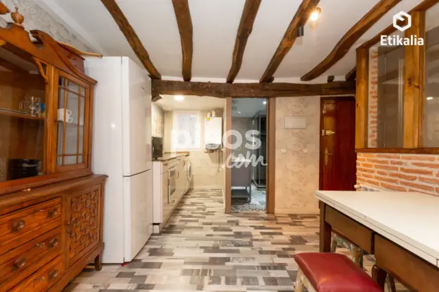 Piso en venta en Calle Bilbao La Vieja, Bilbo Zaharra (Distrito Ibaiondo. Bilbao) de 220.000 €