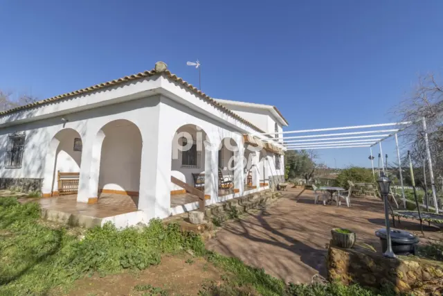Casa en venta en Carmona, Carmona de 218.000 €