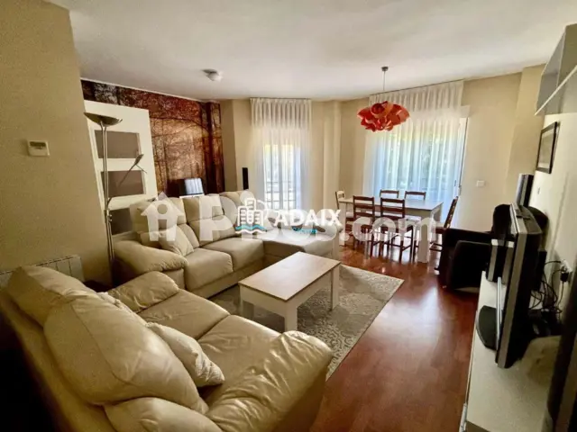 Piso en alquiler en Avenida de París, Oeste-Nuevo Oeste (Cáceres Capital) de 800 €<span>/mes</span>
