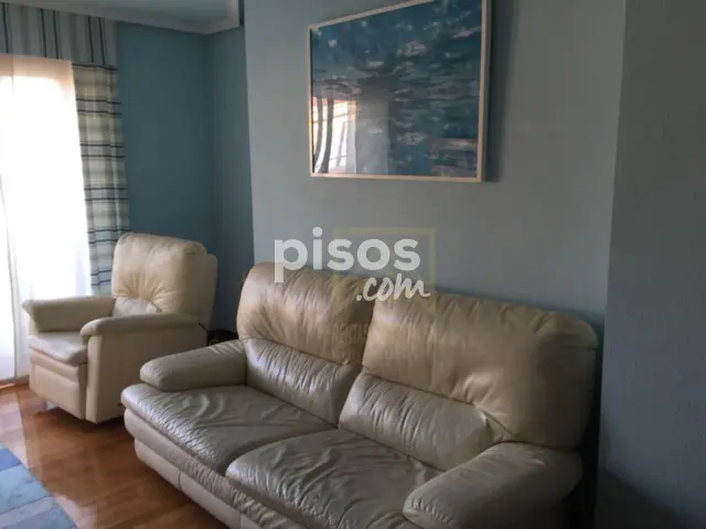 Piso en alquiler en Entrambasaguas, Entrambasaguas de 900 €<span>/mes</span>