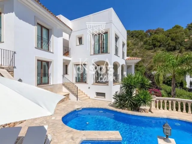 Casa en alquiler en Portals Nous, Portals Nous-Bendinat (Calvià) de 12.000 €<span>/mes</span>