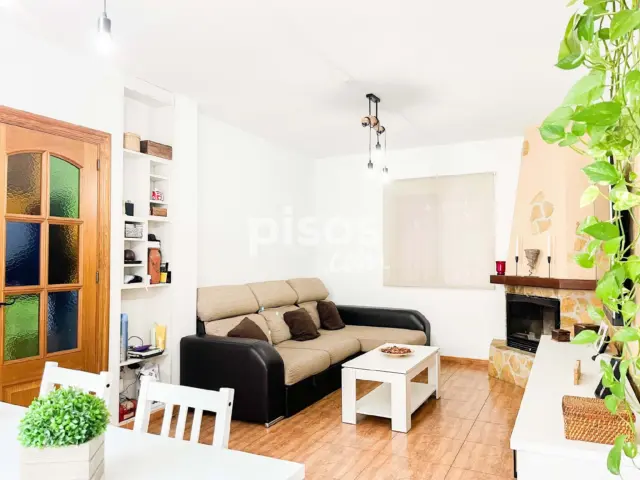 Chalet en venta en Calle Calle Jose Ruiz Pintor Blasco S, Número S/N, Campanillas (Málaga Capital) de 332.000 €