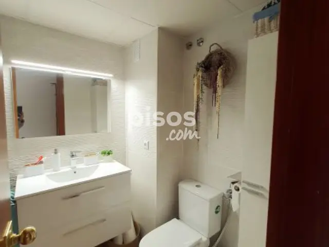Habitación en alquiler en Avenida de las Ciencias, 36, cerca de Calle Japón, Avenida de las Ciencias-Emilio Lemos (Distrito Este-Alcosa-Torreblanca. Sevilla Capital) de 370 €<span>/mes</span>