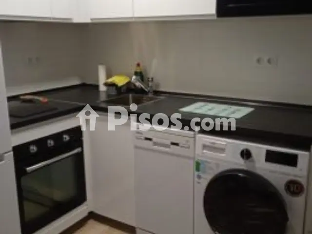 Habitación en alquiler en Calle de Alcalá, 387, cerca de Calle de Germán Pérez Carrasco, Quintana (Distrito Ciudad Lineal. Madrid Capital) de 500 €<span>/mes</span>