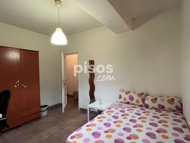 Habitación en alquiler en Calle del Capitán Segarra, 16, Mercado (Distrito Mercado-Casco Antiguo. Alicante - Alacant) de 345 €<span>/mes</span>