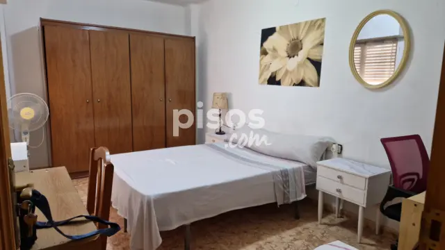 Habitación en alquiler en Calle del Pintor Velázquez, 47, Mercado (Distrito Mercado-Casco Antiguo. Alicante - Alacant) de 290 €<span>/mes</span>