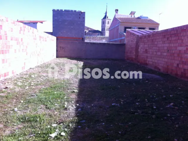 Terreno en venta en Calle de la Torre de Vejezate, 4