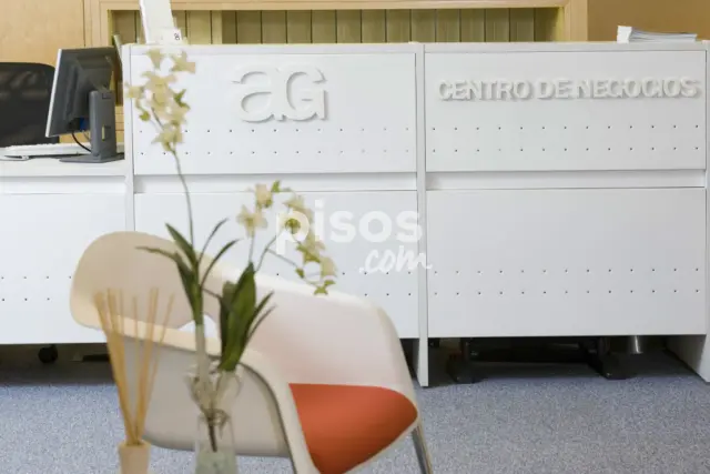 Oficina en alquiler en Calle de Colón, Centro-Areal (Distrito Casco Urbano. Vigo) de 725 €<span>/mes</span>