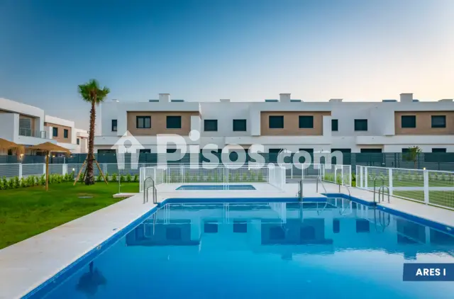 Promoción Insur Ares IV, Calle Pedro Luis Serrera Contreras s/n. Entrenúcleos (Dos Hermanas) de 351.000 €