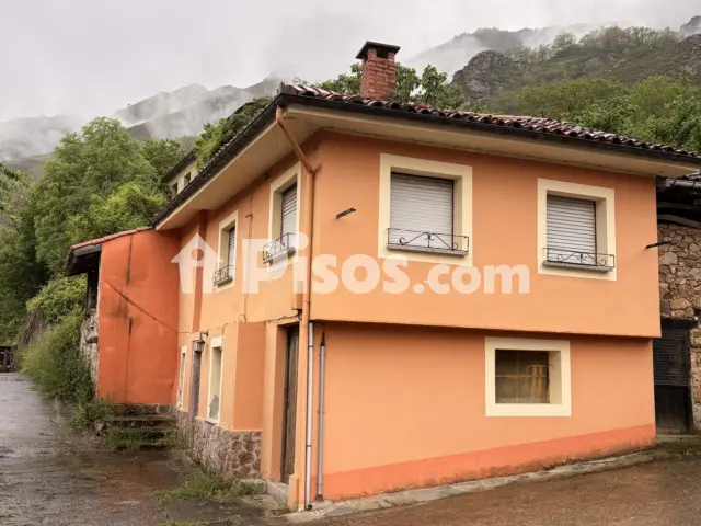 Finca rústica en venta en Calle Villamorey, 42, Rioseco de Sobrescobio (Sobrescobio) de 54.000 €