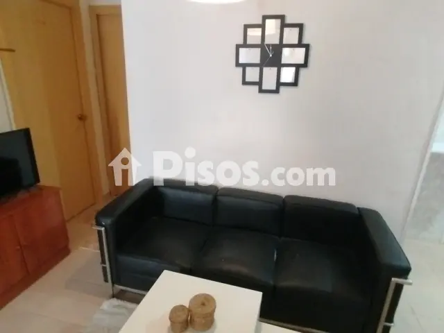 Habitación en alquiler en Calle de la República de Puerto Rico, 1, Santa Marina-La Paz (Badajoz Capital) de 210 €<span>/mes</span>