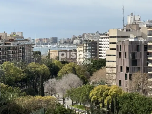 Piso en alquiler en Avinguda de Portugal, 7, Plaça dels Patins (Distrito Centre. Palma de Mallorca) de 2.500 €<span>/mes</span>