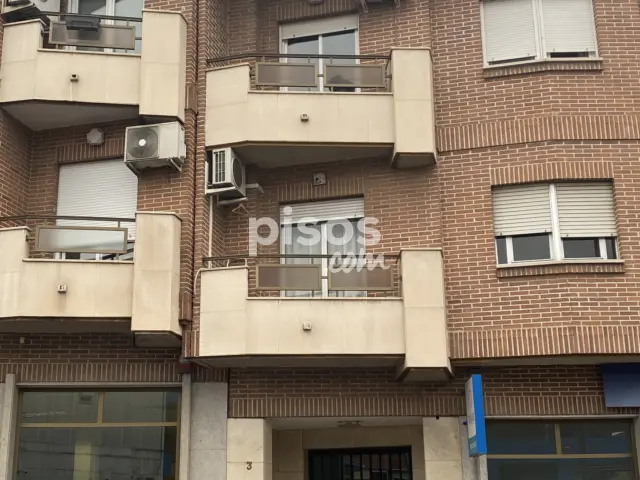 Apartamento en alquiler en Carretera de Peraleda, 3, La Reconquista-Santa Teresa (Distrito Zona Nueva. Toledo Capital)
