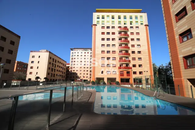 Piso en alquiler en Avenida de Finlandia, 1, Elcano-Los Bermejales (Distrito Bellavista-La Palmera. Sevilla Capital) de 1.150 €<span>/mes</span>