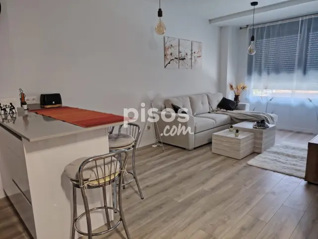 Piso en alquiler en Calle Dulzaina, 9, Hospital Nuevo (Valladolid Capital) de 900 €<span>/mes</span>