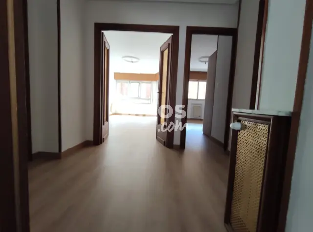 Piso en alquiler en Calle de San José, 8, Paseo Zorrilla-Campo Grande-Cuatro de Marzo (Valladolid Capital) de 1.080 €<span>/mes</span>