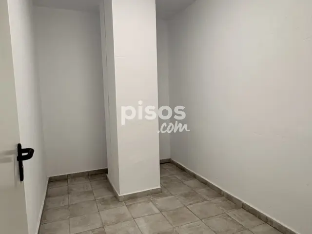 Trastero en alquiler en Calle Niebla, 11, Isla Chica (Huelva Capital) de 100 €<span>/mes</span>