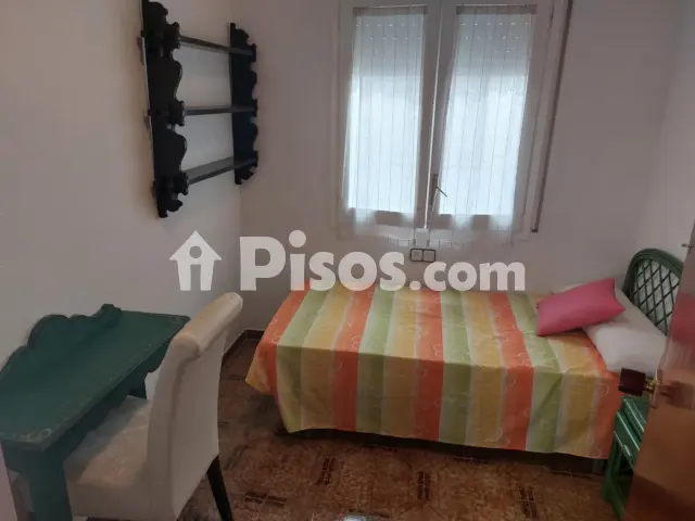 Habitación en alquiler en Carrer de Monturiol, 7, Platja de Calafell (Calafell) de 400 €<span>/mes</span>