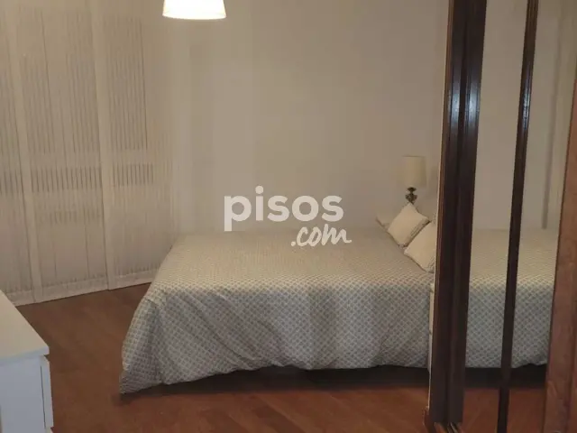 Apartamento en alquiler en Calle de González Besada, 55, Parque de Invierno (Oviedo) de 850 €<span>/mes</span>