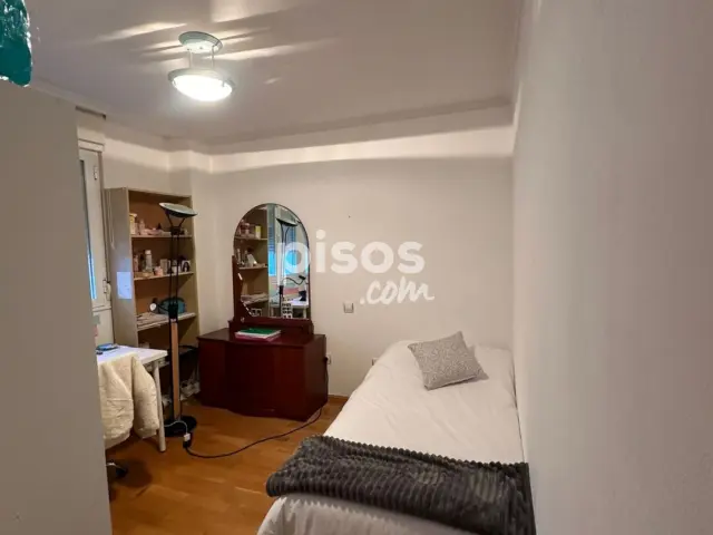 Habitación en alquiler en Calle de los Hornos Caleros, 62, Santo Tomás-Universidad (Ávila Capital) de 234 €<span>/mes</span>