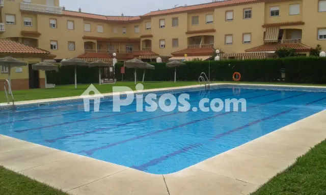 Chalet adosado en alquiler en Avenida de la Libertad, 11, Punta Umbría de 495 €<span>/mes</span>