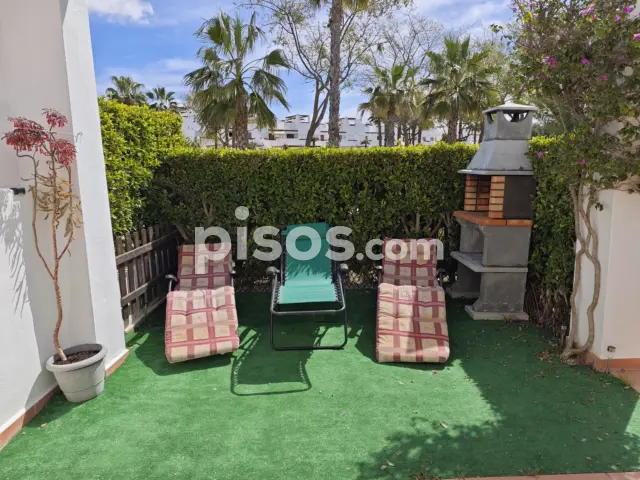 Chalet adosado en alquiler en Avenida de la Alcanara, 1, Barrio San Ramón (Alhama de Murcia) de 1.000 €<span>/mes</span>