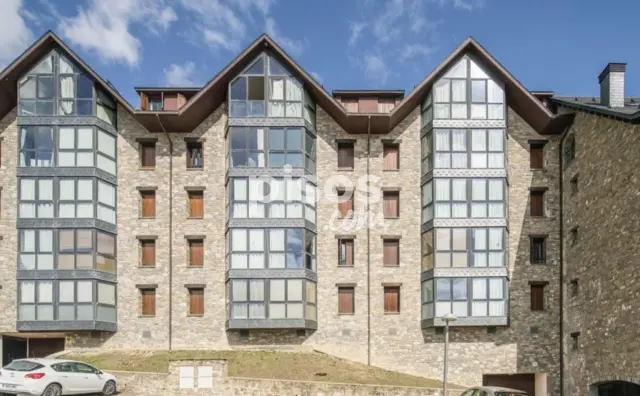 Ático en alquiler en Avenida Pirineos, 1, El Formigal (Sallent de Gállego) de 750 €<span>/mes</span>