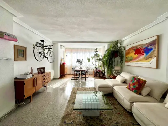 Piso en alquiler en Calle de Aries, 6, Florida-Ciudad de Asís (Distrito Florida-Babel-Benalúa. Alicante - Alacant) de 1.400 €<span>/mes</span>