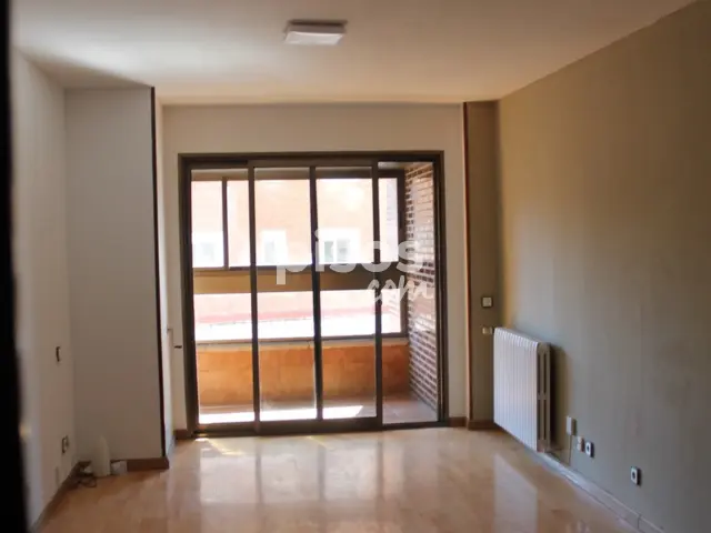 Piso en alquiler en Paseo de Isabel 'La Católica', 22, San Miguel-San Nicolás-San Pablo (Valladolid Capital) de 1.000 €<span>/mes</span>
