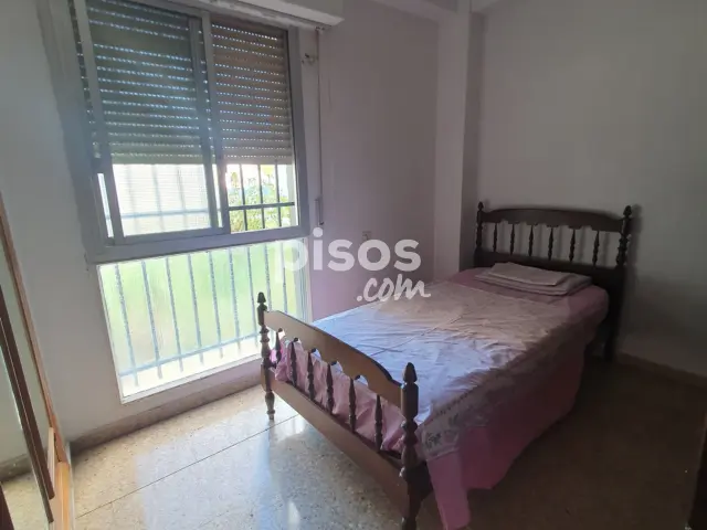 Habitación en alquiler en Plaza del Mediterráneo, 7, Virgen del Remedio-Parque Lo Morant (Distrito Zona Norte. Alicante - Alacant) de 250 €<span>/mes</span>