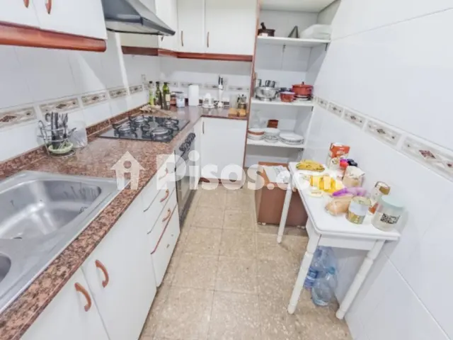 Habitación en alquiler en Carrer de Calderón de la Barca, 82, cerca de Carrer de Segimon, El Carmel (Distrito Horta-Guinardó. Barcelona Capital) de 530 €<span>/mes</span>