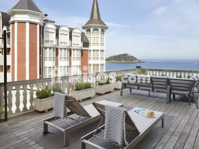 Apartamento en alquiler en La Fe lbil Bidea, 11, Miraconcha (San Sebastián - Donostia) de 2.200 €<span>/mes</span>