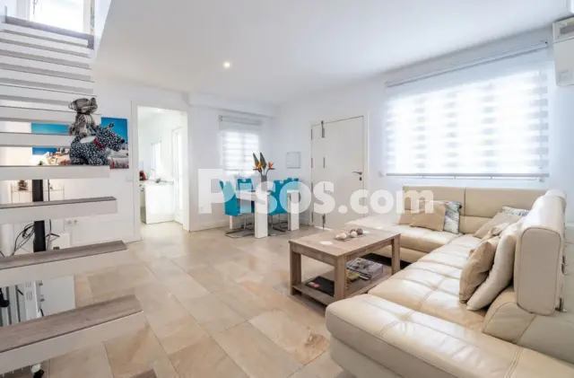 Casa adosada en alquiler en Calle de la Nutria, 1, Punta Umbría de 2.190 €<span>/mes</span>